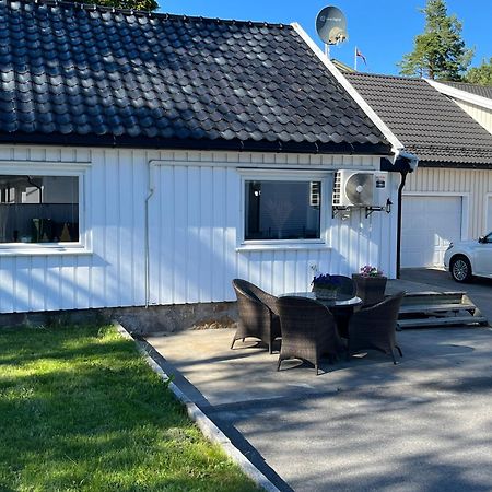 Sjarmerende Hus I Vennesla Екстер'єр фото